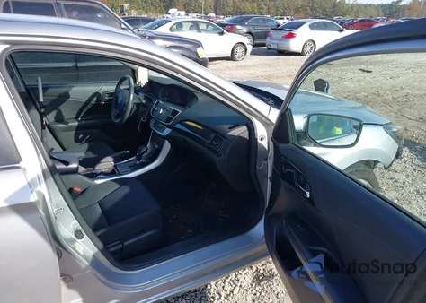 2014 Honda Accord Sport z USA, uszkodzony, nr VIN 1HGCR2F54EA168938